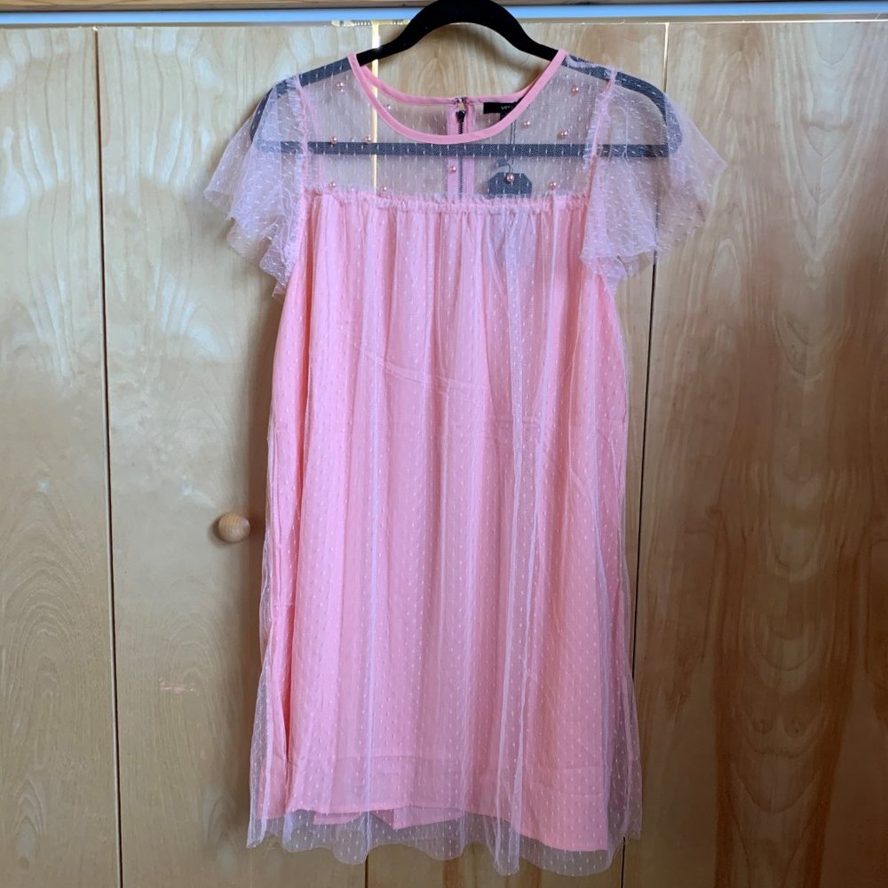 very j blush dress